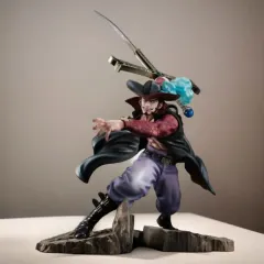 ONE PIECE ジュラキュール・ミホーク フィギュア