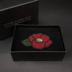 カワセミ ブローチ maison des perles - メルカリ