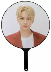 SEVENTEEN HOLIDAY IMAGE PICKET ジュン うちわ - メルカリ