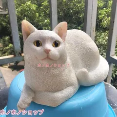 猫 ネコ インテリア オブジェ おしゃれ Freesize 置物 最適なプレゼント 赤い服を着た猫 うつ伏せの猫 置き物 庭飾り 可愛い