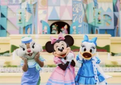 【中古】キャラカード デイジー＆ミニー＆クラリス(イッツ・ア・スモールワールド) 写真 「イマジニング・ザ・マジック“10イヤーズ・オブ・ドリームス＆マジック” 第2弾」 東京ディズニーリゾート限定