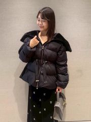 カリナ着用【MARITHÉ FRANÇOIS GIRBAUD】ニット - メルカリ