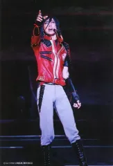 【中古】ポストカード [単品] 有澤樟太郎(和泉守兼定) オリジナルポストカード 「ライブCD付写真集 ミュージカル刀剣乱舞 真剣乱舞祭2017 彩時記」 予約特典同梱品