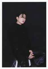 【中古】キャラカード [単品] ジョングク(BTS/防弾少年団)/黒衣装 B6ブロマイド 「Dicon Vol.10 BTS写真集 『BTS goes on!』 Member Edition」 光文社限定特典