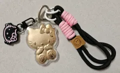 GOLD ゴールド ハローキティ キーホルダー + ストラップ