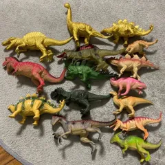 恐竜　ソフビ　15体　ゴールド　その他