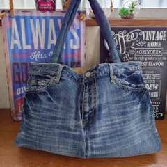 123☆USEDダメージデニムリメイク☆大きめトートバッグ☆ジーンズリメイク☆ジーパンリメイク☆デカバッグ☆