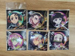 鬼滅の刃 JUMP SHOP グリッター 缶バッジ 栗花落 カナヲ 宇髄 天元 竈門 炭治郎 甘露寺 蜜璃