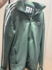 アディダスジャージ