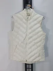 ナイキ 軽量 ダウン エアロロフト ベスト 白 m