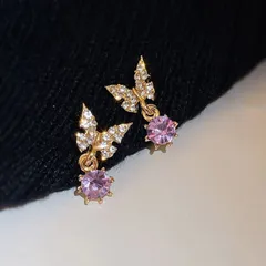 バタフライ 蝶モチーフ ピンクストーン ゴールドピアス 両耳用 キラキラ 高見え 可愛い 華やか フェミニン 揺れ感 韓国アクセ レディース
