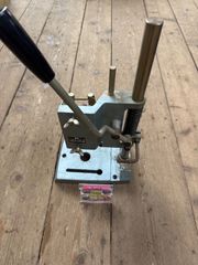 ハンドプレス機 MODEL 100 手動プレス モリト製 - メルカリ
