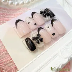 【現品】ネイルチップ　ピンク　黒　フレンチ　リボン