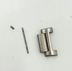 ・中古品 腕時計 部品 シチズン アテッサ E610-T008585 ベルトの２コマ目 ２段目　接続用のピン付き