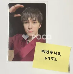 Seventeen バーノン セブチ 17 IS RIGHT HERE YIZHIYU
