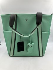 Item thumbnail for item f8279672-cb5f-4cac-8ce3-5b754ab52b9a