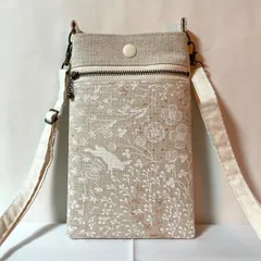 スマホポシェット 生成地 草原のウサギ  ショルダーストラップ付き