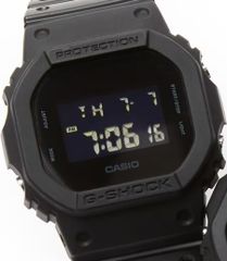 廃盤 G-SHOCK × BARNEYS NEW YORK supreme - メルカリ