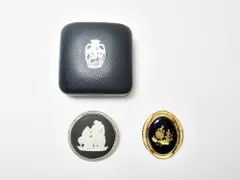 ブローチ2点セット WEDGWOOD ウェッジウッド LIMOGES CASTEL リモージュ キャッスル  ジャスパー ストーン 陶器 ブラック系×ホワイト×シルバー ネイビー系×ゴールド ラインストーン ■質屋 かんてい局 金沢バイパス店■26-BP-3