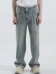 ストレートデニムパンツ