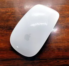 Apple Magic Mouse （モデルA1657）中古品