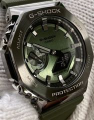 ほぼ未使用】G-SHOCK GM-2110D-3AJF メタルバンド グリーン - メルカリ