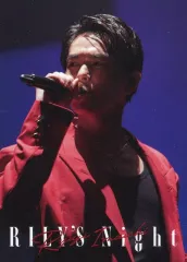 【中古】キャラカード 今市隆二 (衣装：赤/右手にマイク/バストアップ) フォトカード 「RYUJI IMAICHI CONCEPT LIVE 2022 “RILY’S NIGHT”」