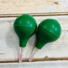 アカエム（ルーセント）　軟式テニスボール専用空気入れ　新品　緑　2個のサムネイル
