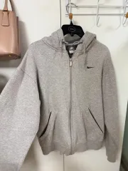 新品 NIKE ナイキ 起毛 WHO ジップアップ S レディース フード レディース フード