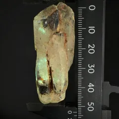 【E32792】 新産地! 石油入り水晶 オイルインクォーツ 水晶 蛍光鉱物 水晶 天然石 原石 鉱物