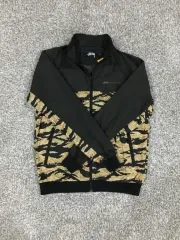 ✨希少✨ STUSSY ステューシー リバーシブル ジャケット カモフラ 黒 楽天市場】ステューシー STUSSY ジャケット メンズ Reversible Camo