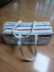 スポーツクマ ファンタスティック 白 テニスカバン