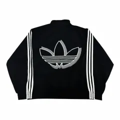 アディダス BIG トレフォイル 刺繍 ロゴ ウィンドブレーカー