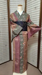 【 昭和レトロ 】小紋着物　花に蝶模様　正絹　袷