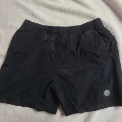 (L) STONE ISLAND ストーンアイランド ナイロンメタル ハーフパンツ