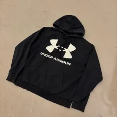 アンダーアーマー ビックロゴ ブラック フードTシャツ