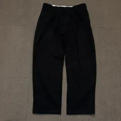 UNIQLO U ユニクロユー LEMAIR ルメール ワイドタックテーパード チノパンツ 88