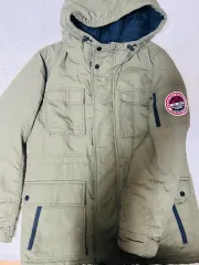 カーキ色 マウンテンパーカー スタイル ダウン アウター