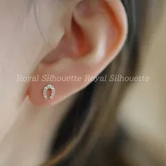 ピアス 耳飾り ホワイト 蹄 馬の蹄 フェイクストーン シンプル 可愛い ゴールド 大人可愛い シンプル レディース ジュエリー イベント パーティー 大人かわいい デイリー ガーリー フェミニン フォーマル