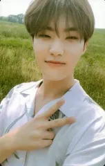 【中古】コレクションカード(男性) SEVENTEEN/HOSHI(ホシ)/バストアップ・衣装白・右手裏ピース/5TH MINI ALBUM『YOU MAKE MY DAY』(FOLLOW Ver.)特典トレカ