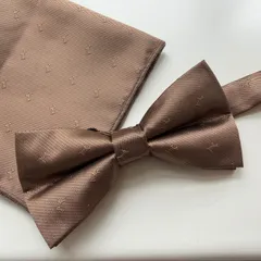 ①-8  蝶ネクタイ　ポケットチーフ2点セット