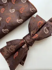 ②-1  蝶ネクタイ　ポケットチーフ2点セット