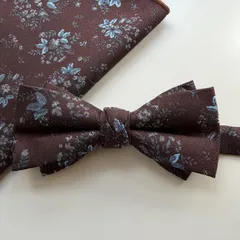 ②-3 蝶ネクタイ　ポケットチーフ2点セット