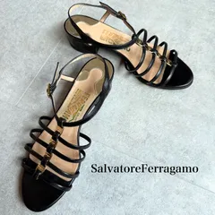 美品 SalvatoreFerragamo サルヴァトーレフェラガモ ヴァラリボン チェーンストラップサンダル パテントレザー ブラック ゴールド金具 4 1/2 レディースシューズ22cm