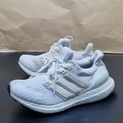 アディダス ウルトラブースト レディーススニーカー 23.5センチ