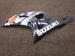 格安純正　スズキ　GSX125S gsxr125 ヘッドライト、カウル　4月まで 格安純正 スズキ GSX125S gsxr125 ヘッドライト、カウル 4月まで