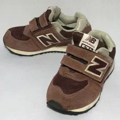 1124S　new balance　キッズスニーカー