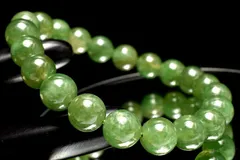 【１点物】新緑のような発色 アイドクレース(ベスビアナイト)　9mm　ブレスレット パワーストーン 天然石 _MC3443