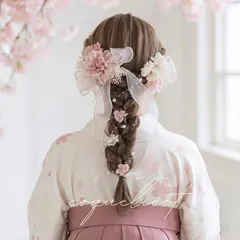 【coquelicot】舞い散る桜 髪飾り  ／ 成人式 卒業式 七五三 結婚式 コクリコ髪飾り