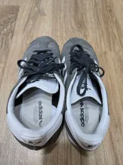 アディダス ガゼル